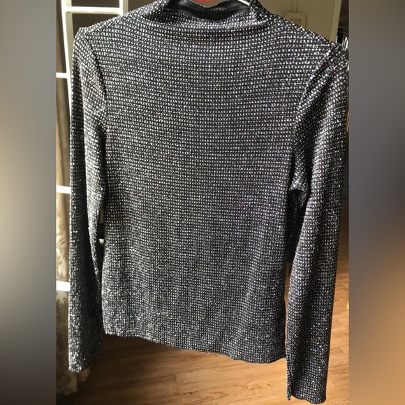 H&M Shimmer Top - Picture 4 of 4